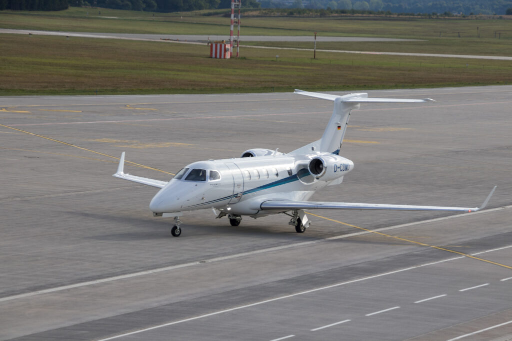 Embraer Phenom 100